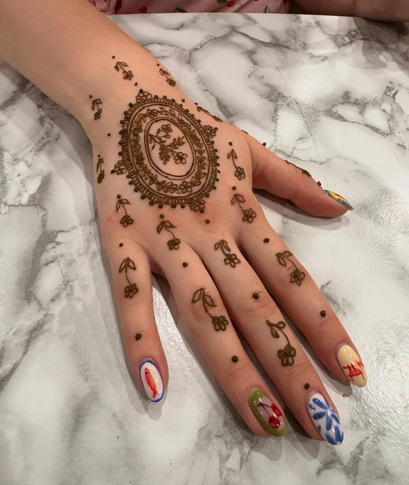 Mehndi Glow by Shen